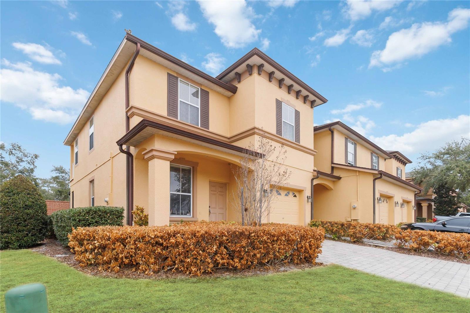 Image 3 of 29 For 1240 Retreat View Circle