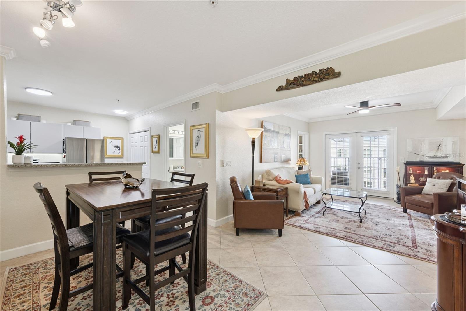 Image 4 of 33 For 204 South Street 6058