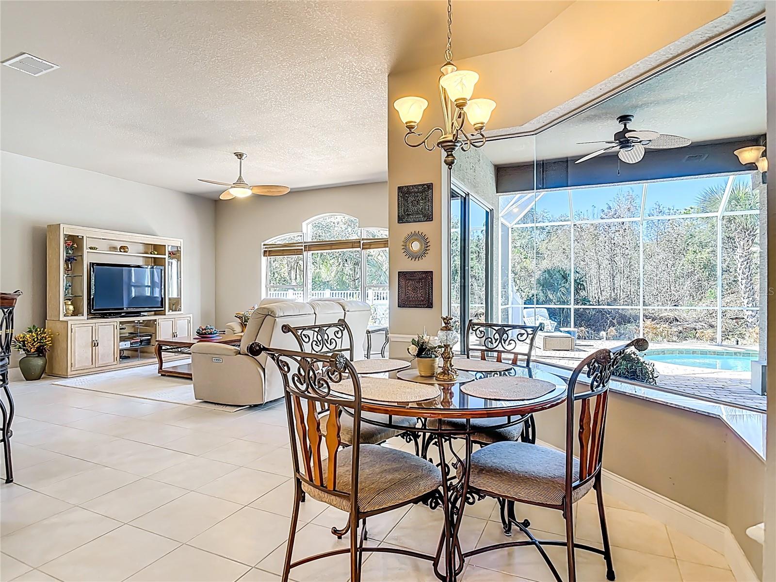 Image 16 of 70 For 3598 Maribella Drive