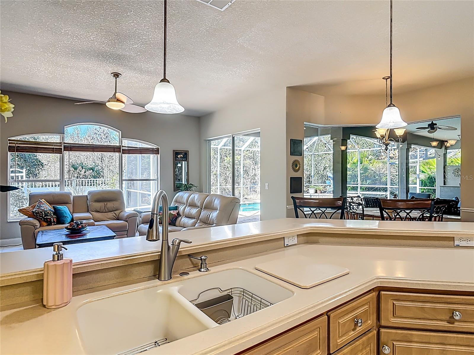 Image 19 of 70 For 3598 Maribella Drive