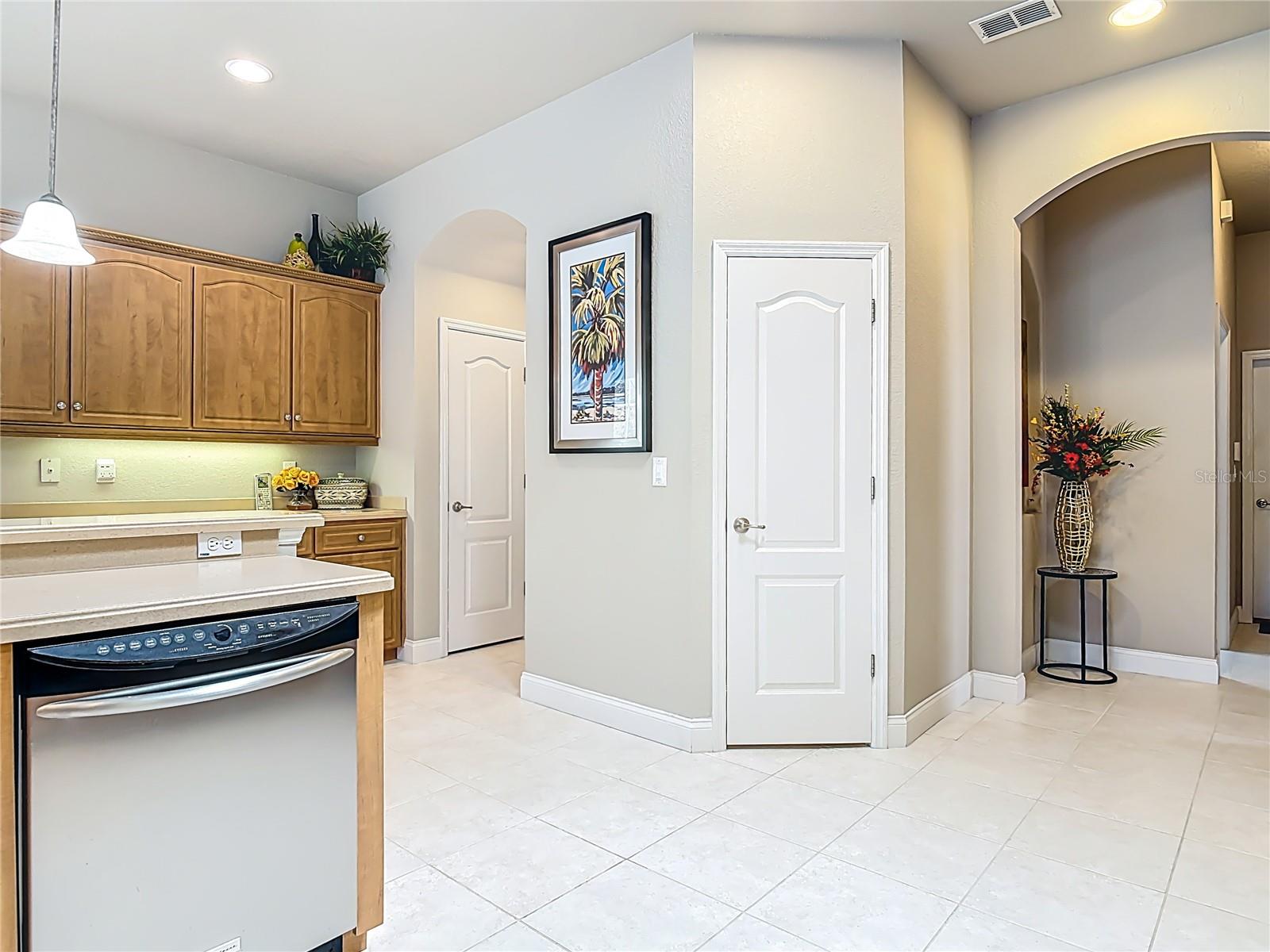 Image 20 of 70 For 3598 Maribella Drive