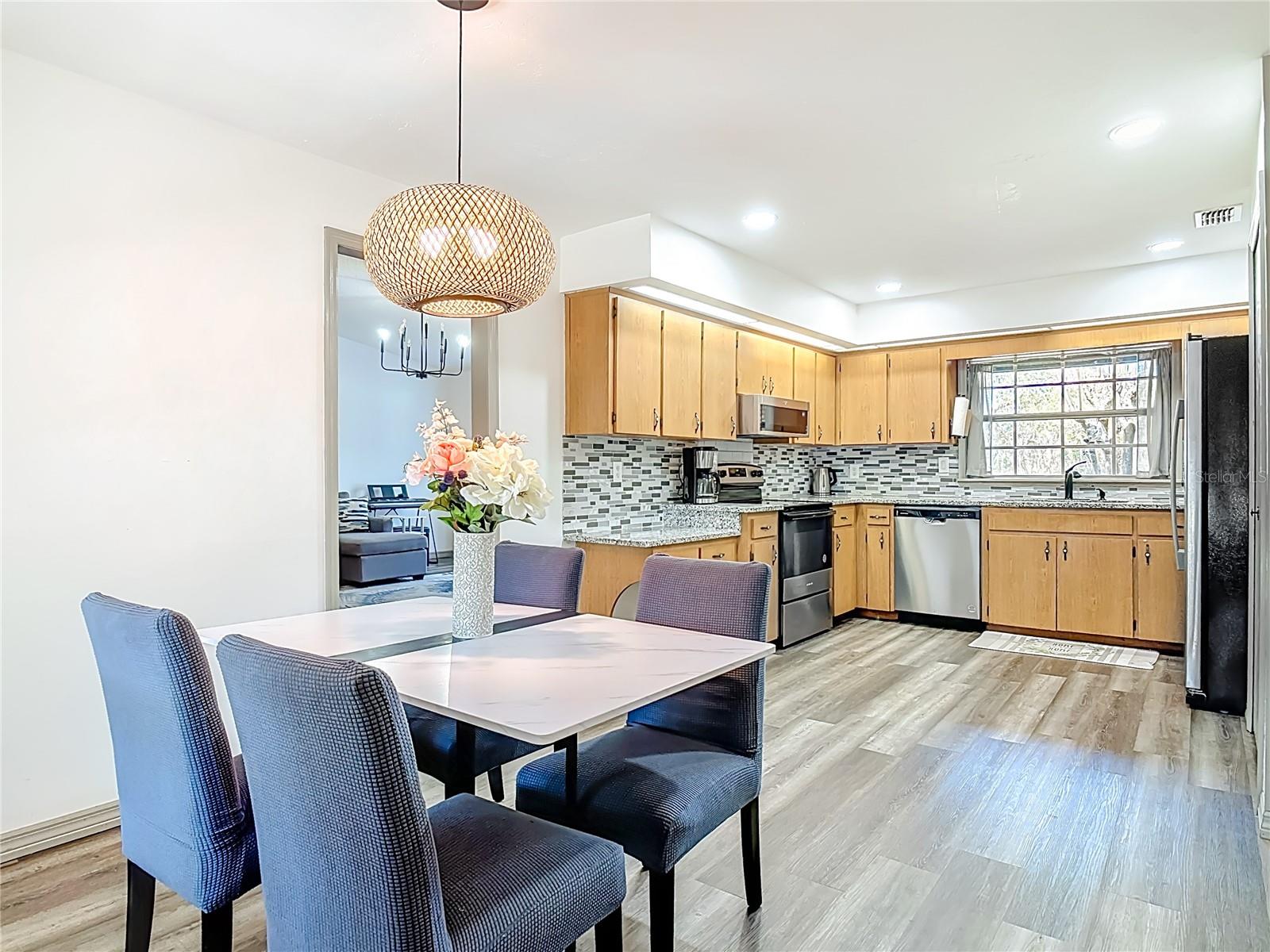 Image 14 of 53 For 131 Highbanks Road