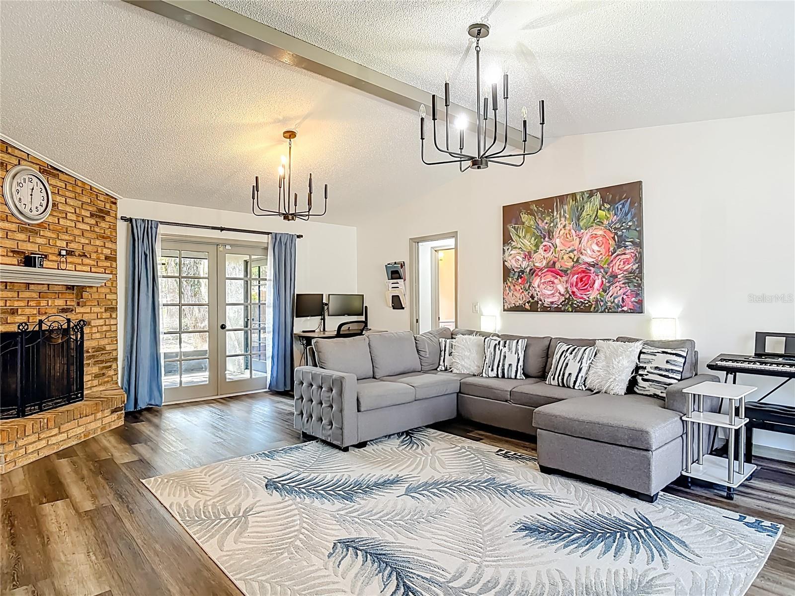 Image 7 of 53 For 131 Highbanks Road