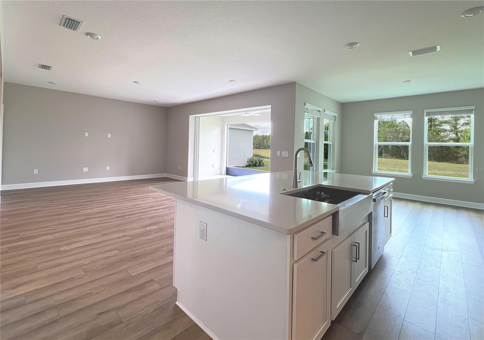 Image 9 of 46 For 12893 Harvest Rain Avenue