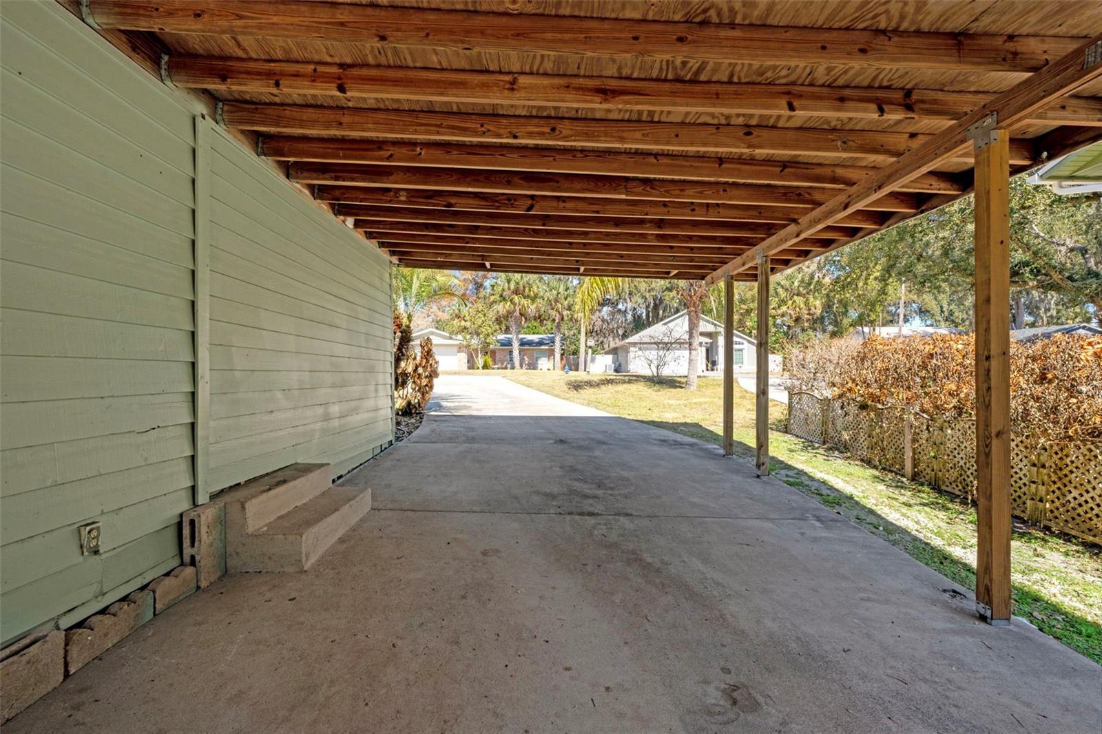 Image 20 of 33 For 102 Vine Street