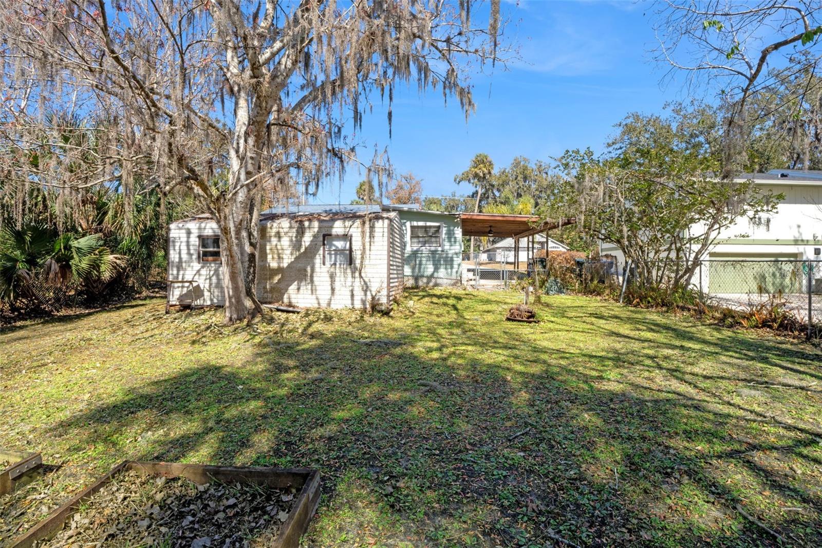 Image 26 of 33 For 102 Vine Street