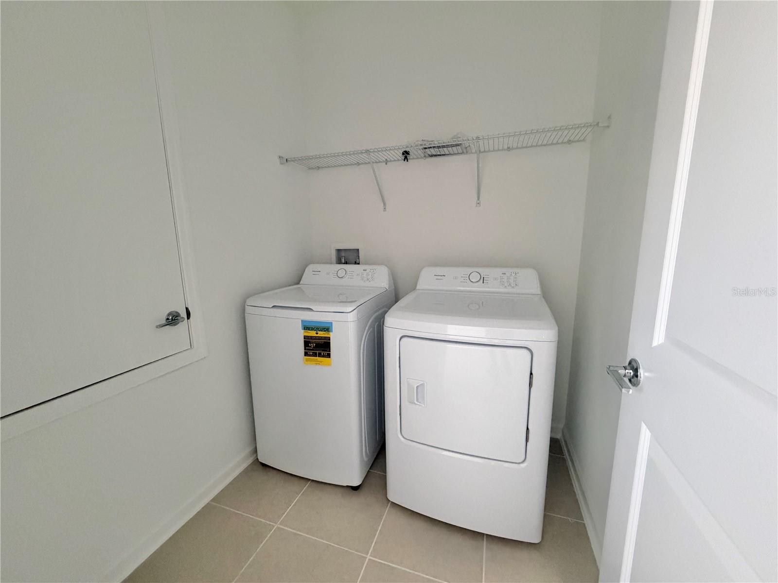 Image 23 of 33 For 2467 Rider Rain Lane