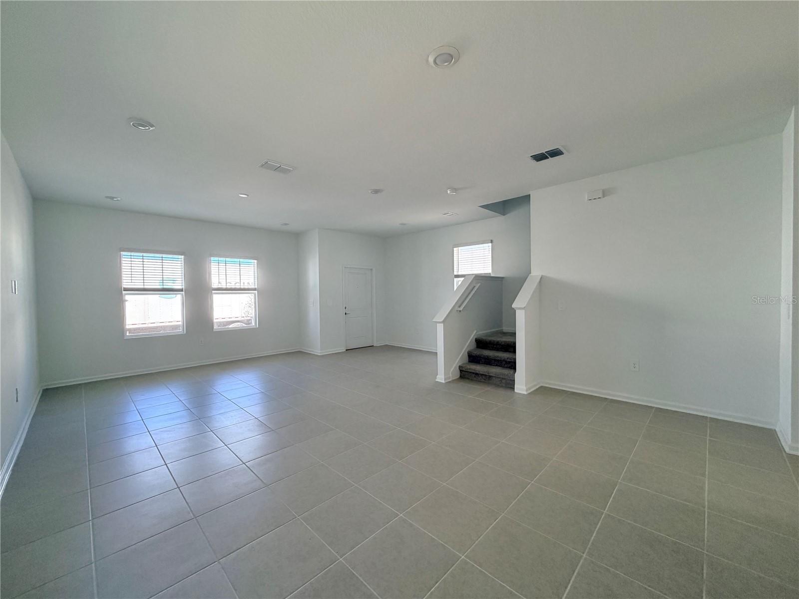 Image 4 of 33 For 2467 Rider Rain Lane