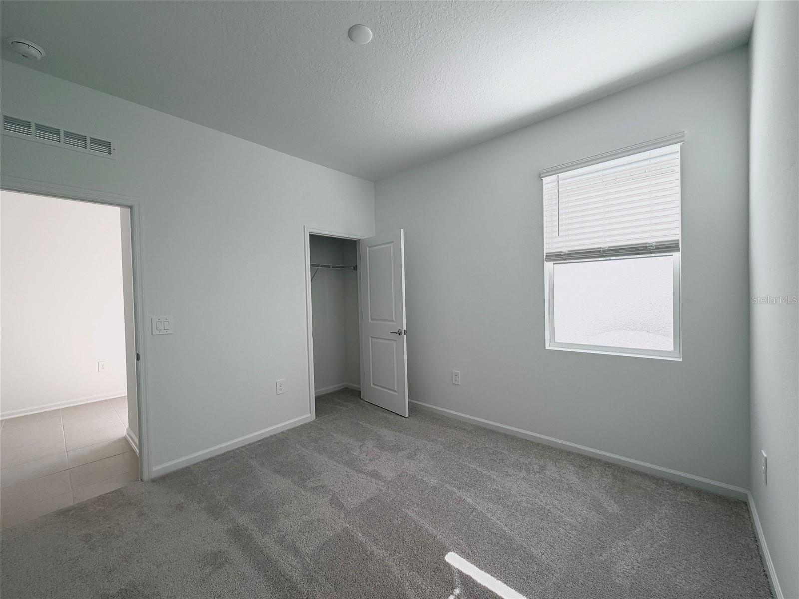 Image 9 of 33 For 2467 Rider Rain Lane