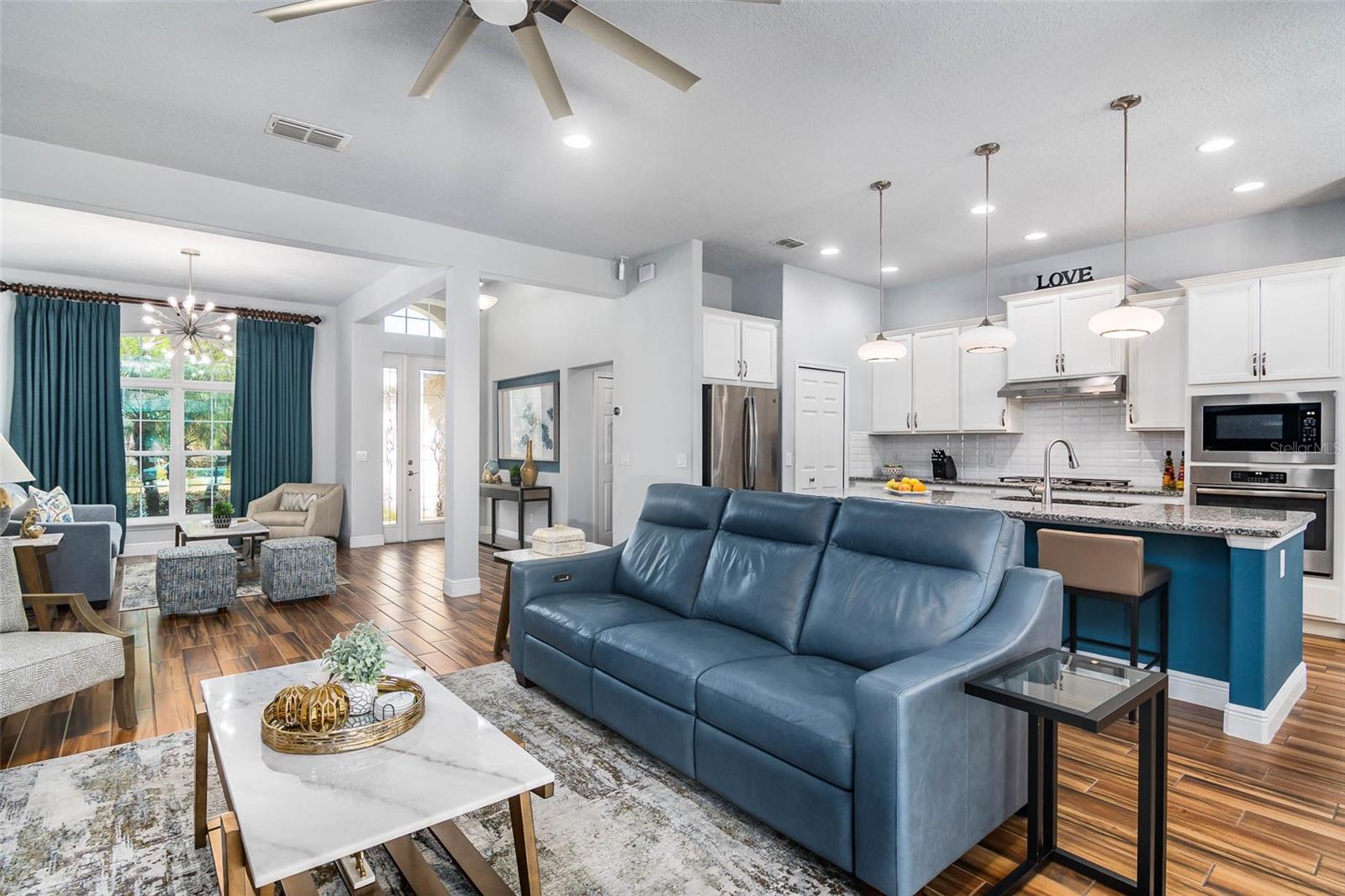 Image 15 of 52 For 4452 Ruthann Circle