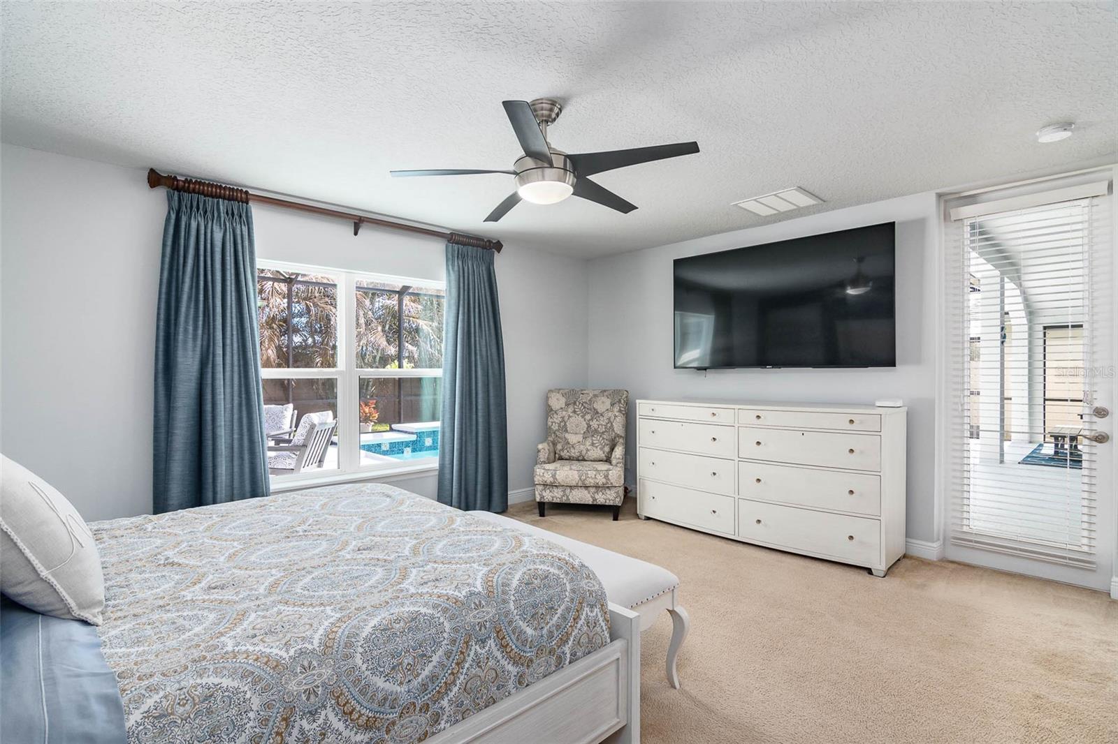 Image 17 of 52 For 4452 Ruthann Circle