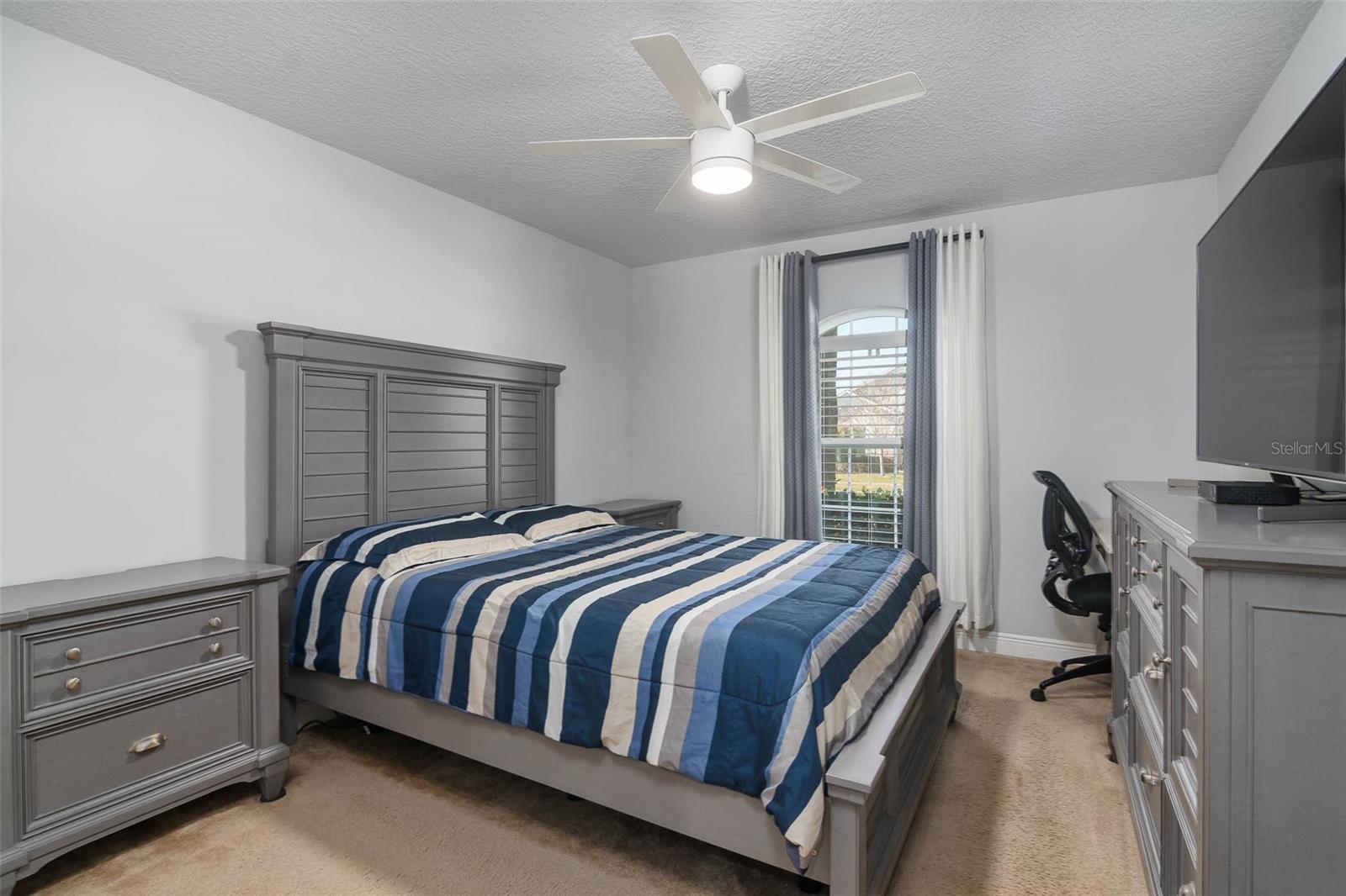 Image 21 of 52 For 4452 Ruthann Circle