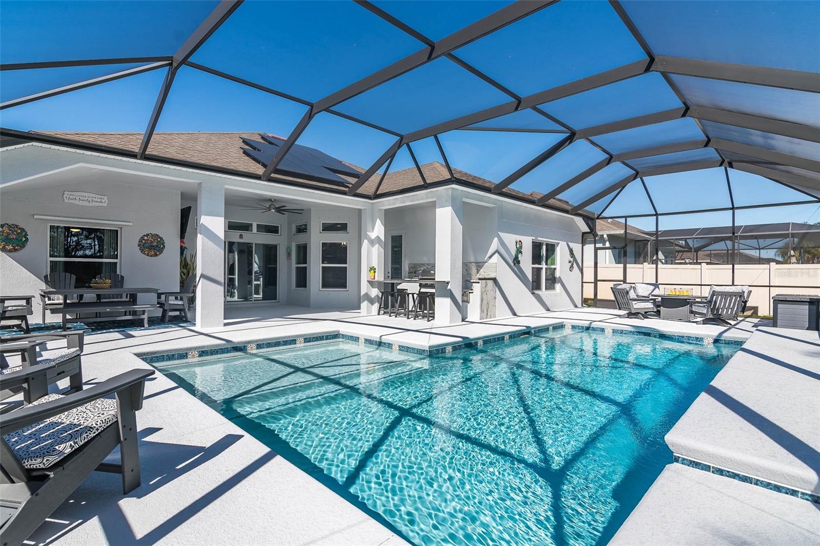 Image 3 of 52 For 4452 Ruthann Circle