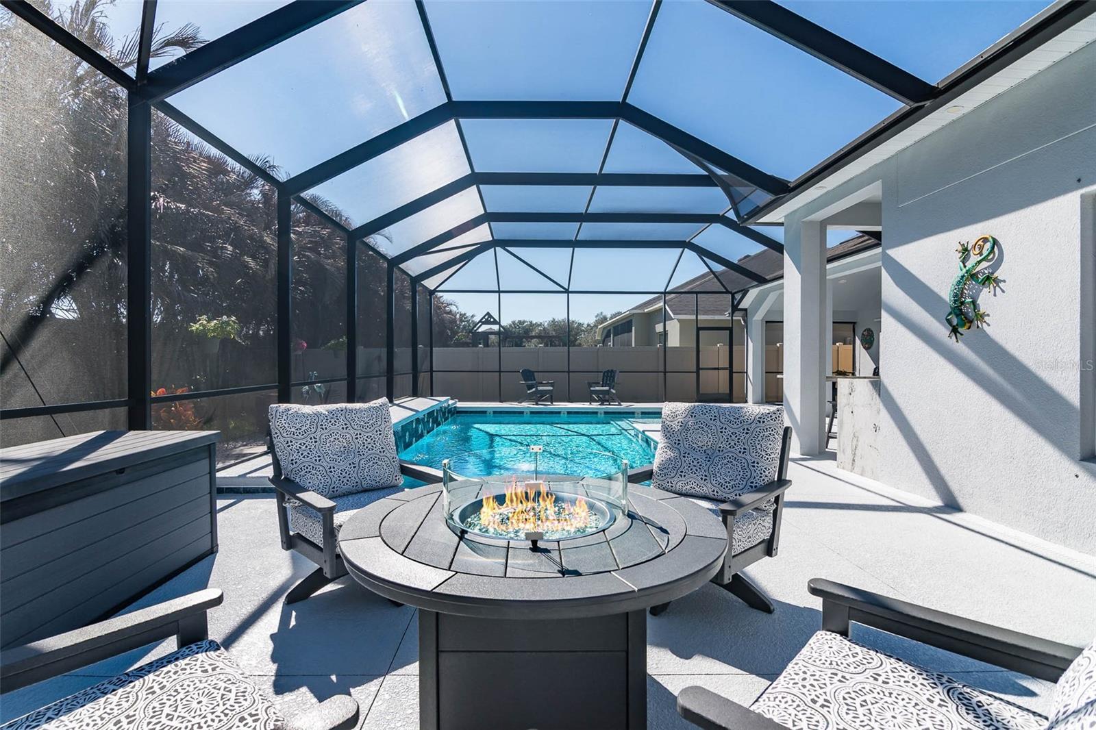 Image 38 of 52 For 4452 Ruthann Circle