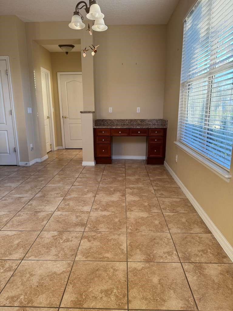 Image 10 of 24 For 6746 Duncaster Street