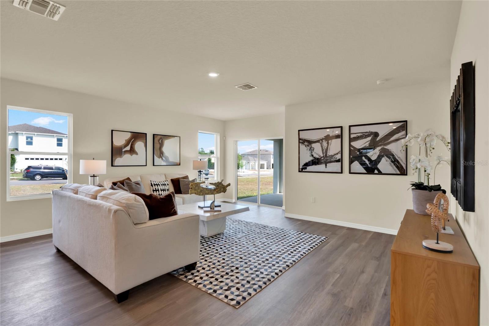 Image 4 of 27 For 5379 Cloudberry Avenue