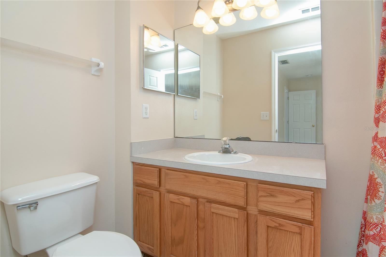 Image 11 of 14 For 2909 Central Boulevard