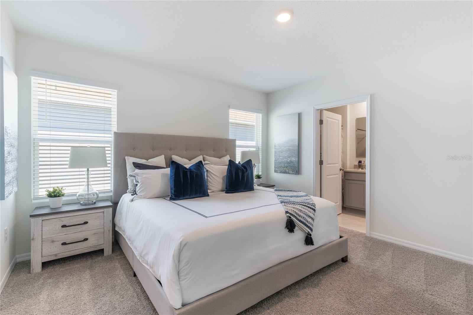 Image 16 of 30 For 4585 Barberry Avenue