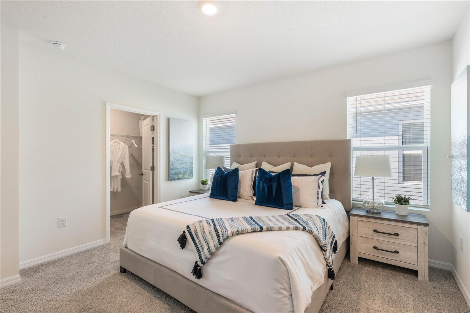 Image 18 of 30 For 4585 Barberry Avenue