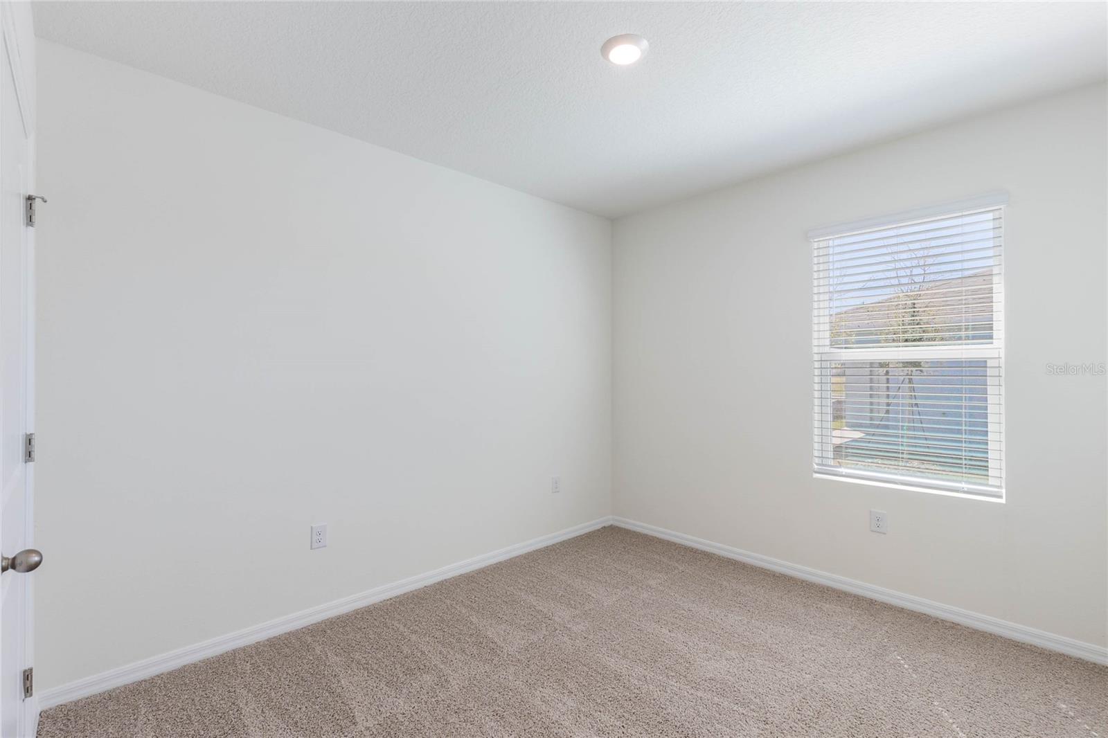 Image 25 of 30 For 4585 Barberry Avenue