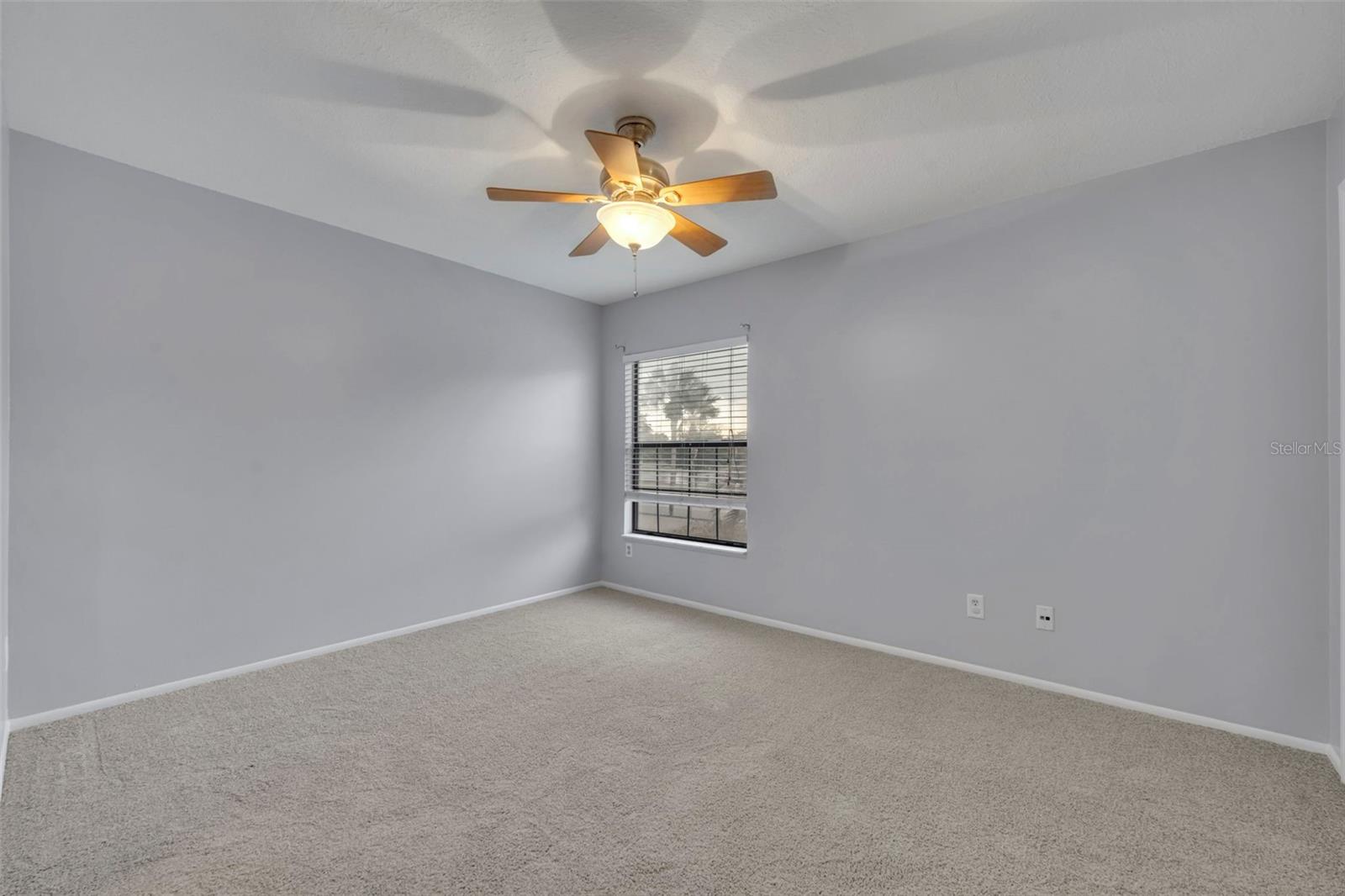 Image 12 of 26 For 604 Casa Park A Court