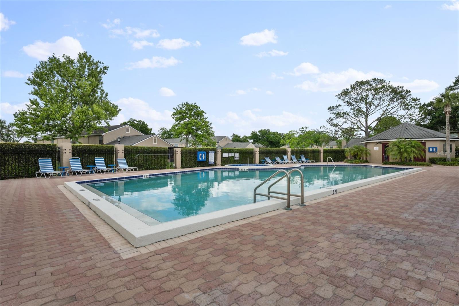 Image 20 of 26 For 604 Casa Park A Court