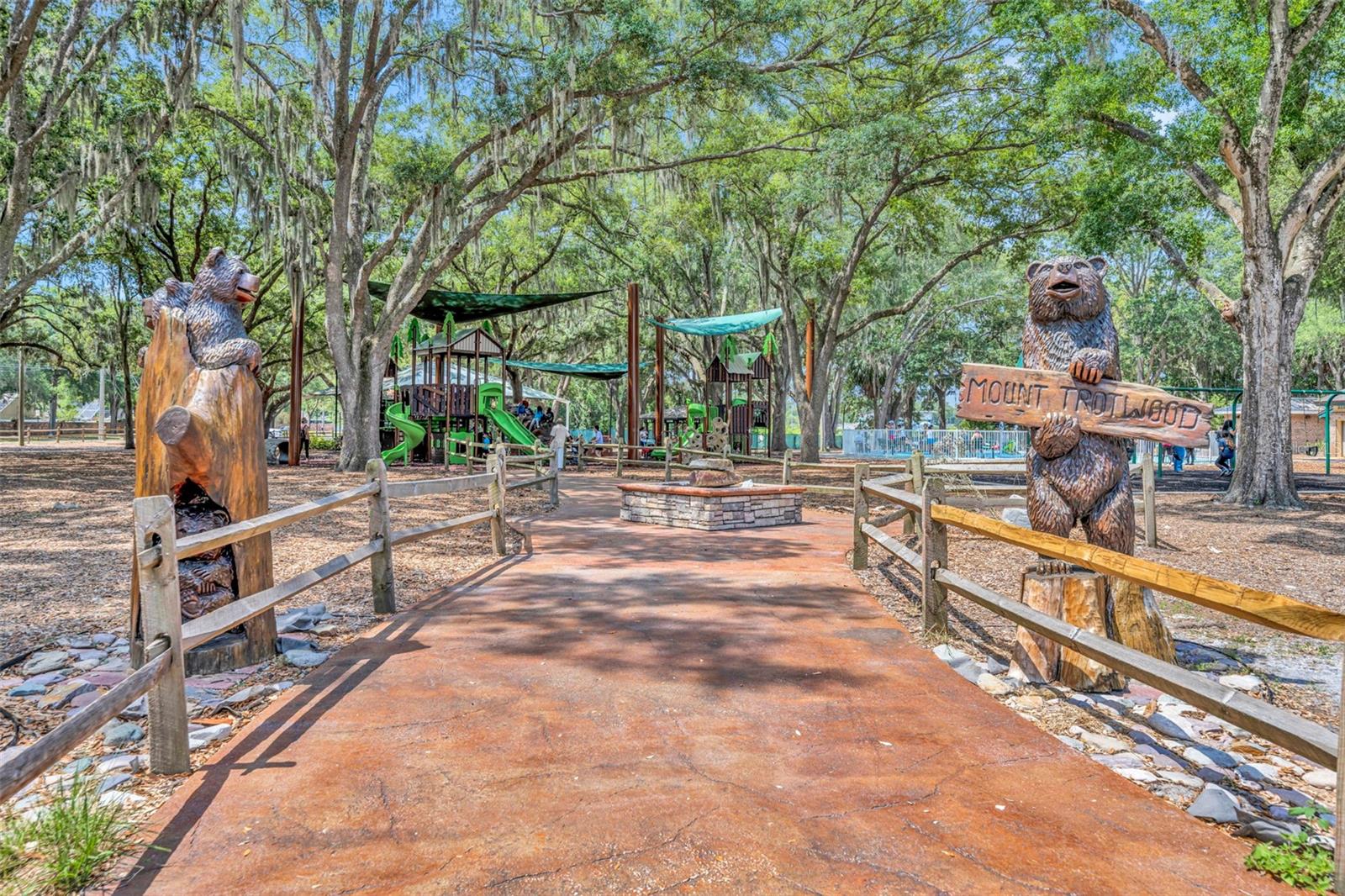 Image 21 of 26 For 604 Casa Park A Court