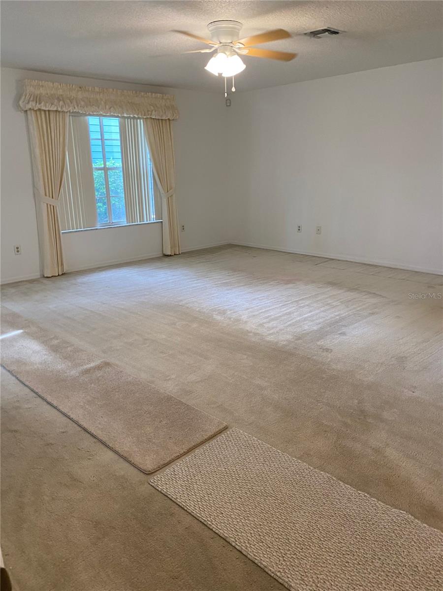 Image 5 of 27 For 3047 Oak Park Way 103