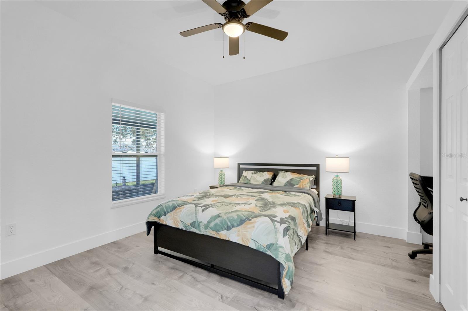 Image 13 of 51 For 223 Peninsula Drive A & B