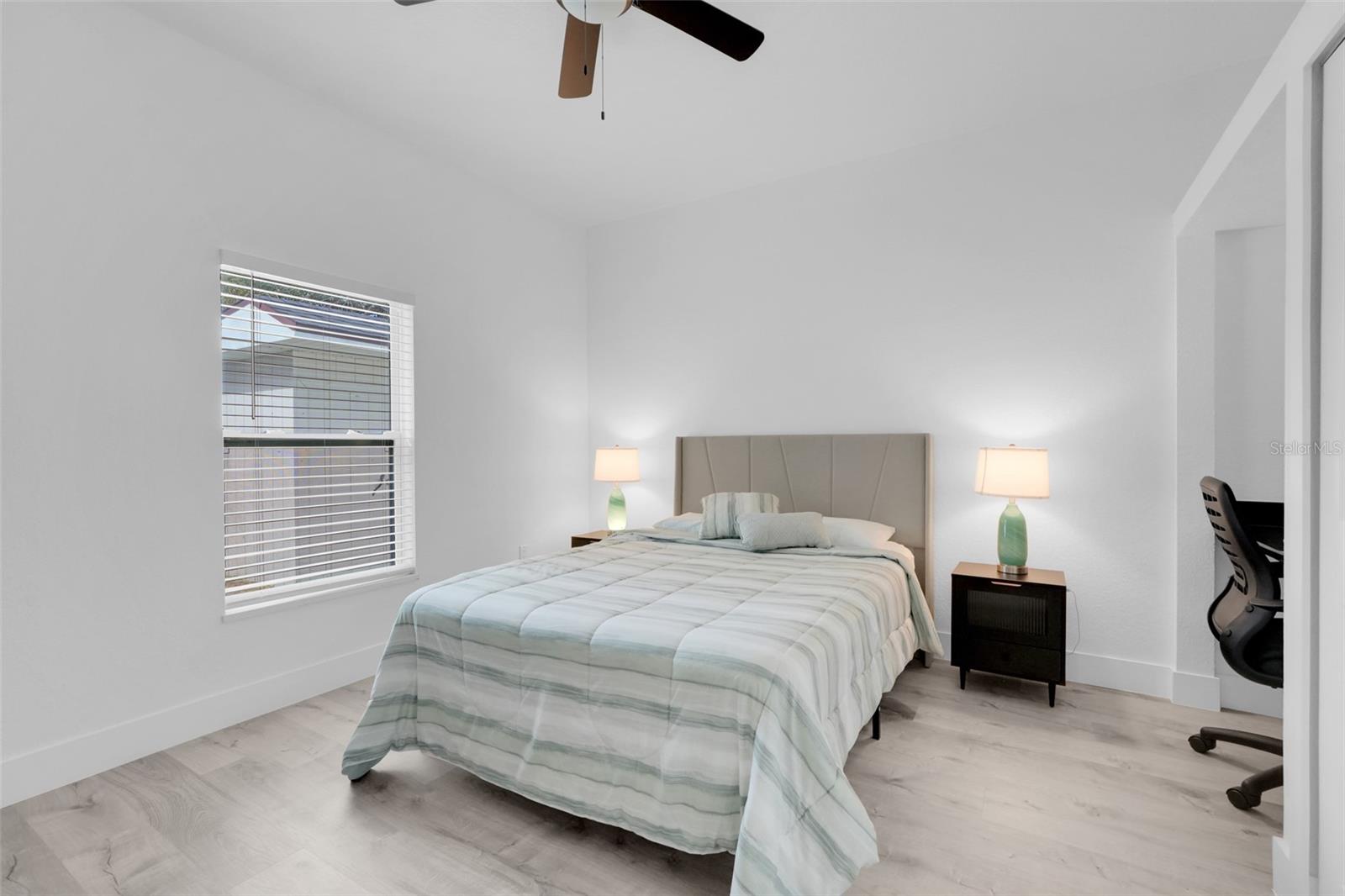 Image 26 of 51 For 223 Peninsula Drive A & B