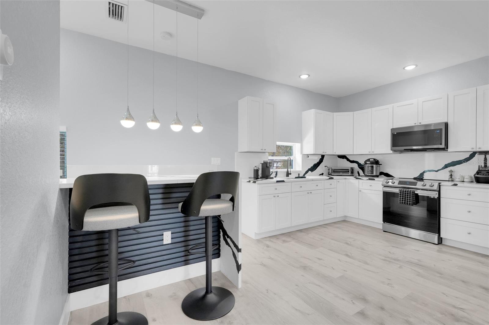 Image 33 of 51 For 223 Peninsula Drive A & B