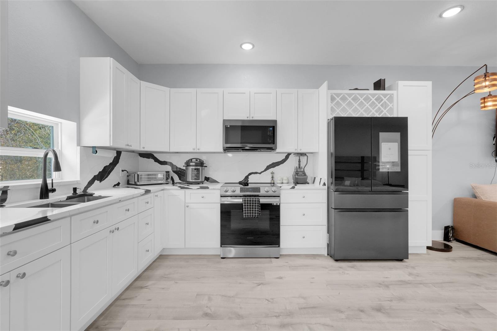 Image 34 of 51 For 223 Peninsula Drive A & B