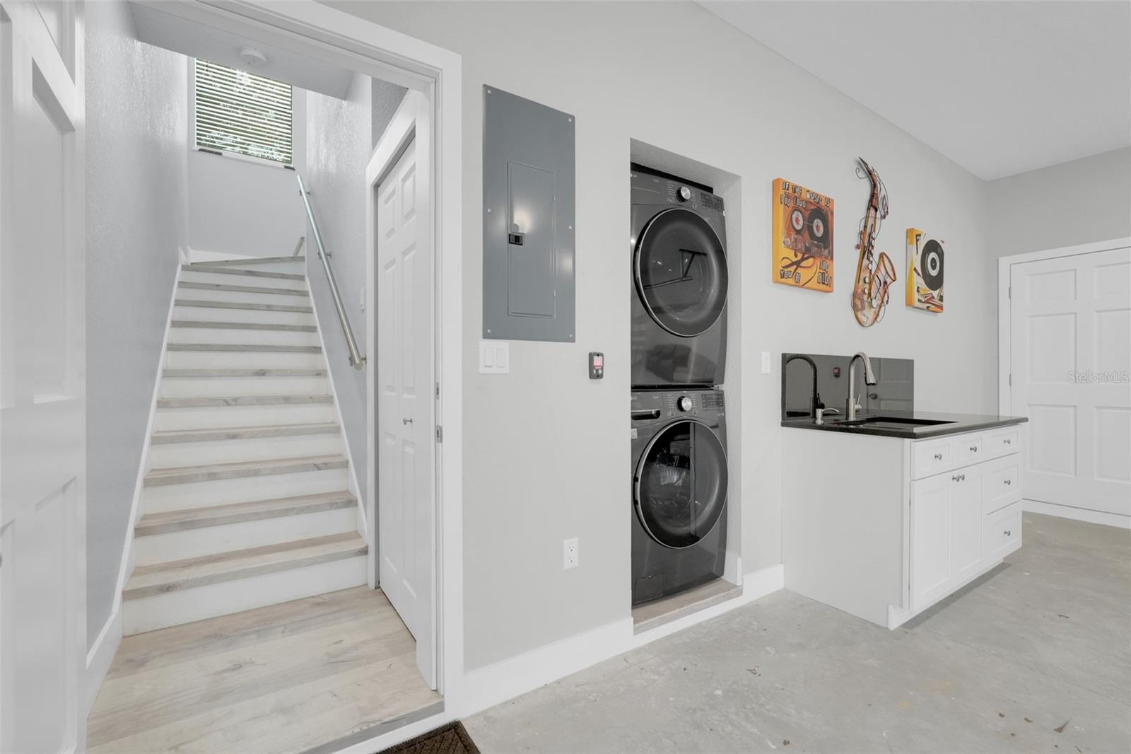 Image 41 of 51 For 223 Peninsula Drive A & B