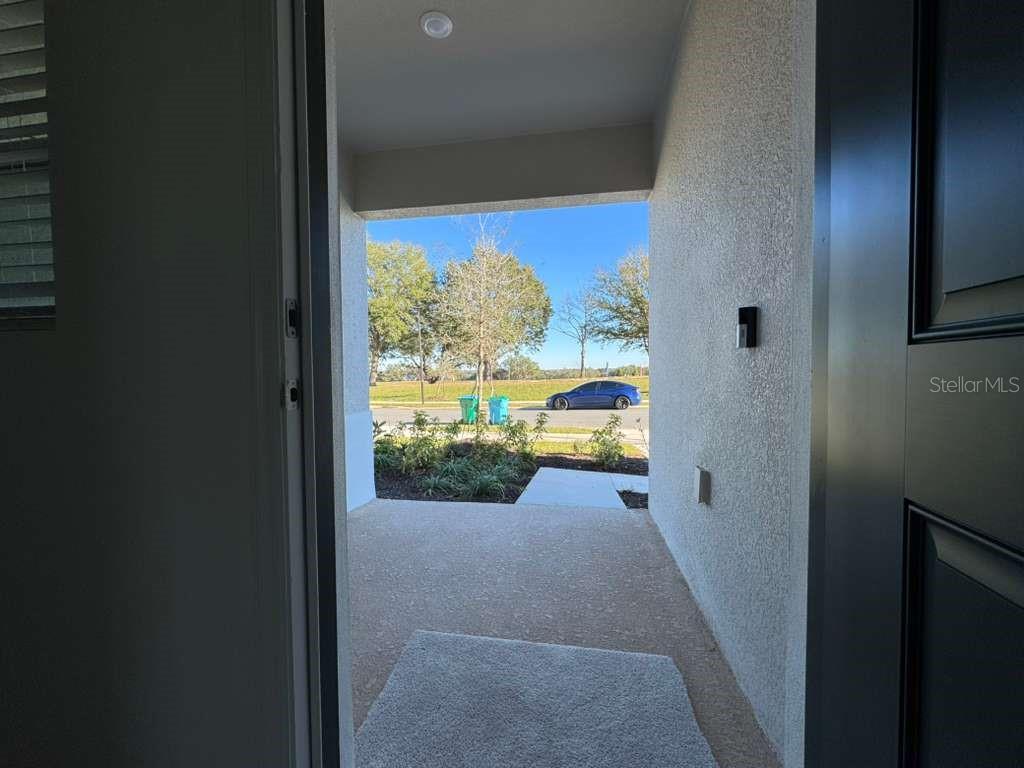 Image 4 of 24 For 7615 Waterscape Drive