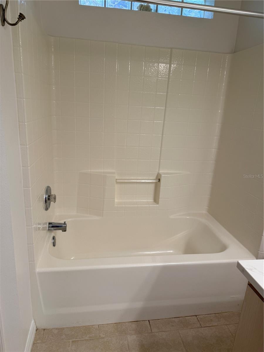 Image 10 of 11 For 4989 Vista Lago Drive