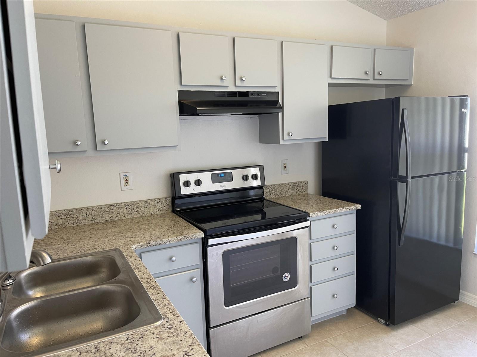 Image 5 of 11 For 4989 Vista Lago Drive