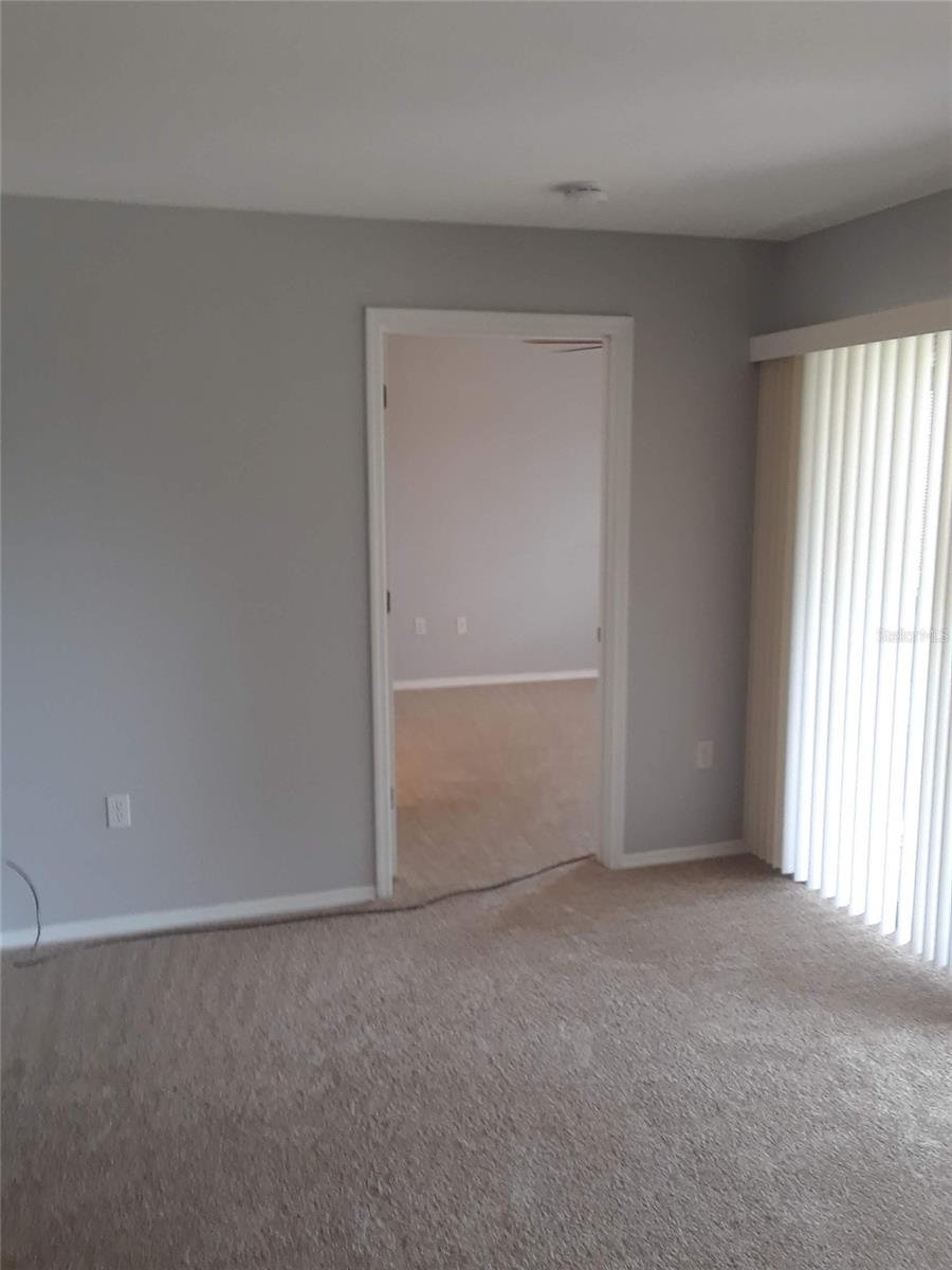 Image 12 of 18 For 14001 Fairway Island Drive 534