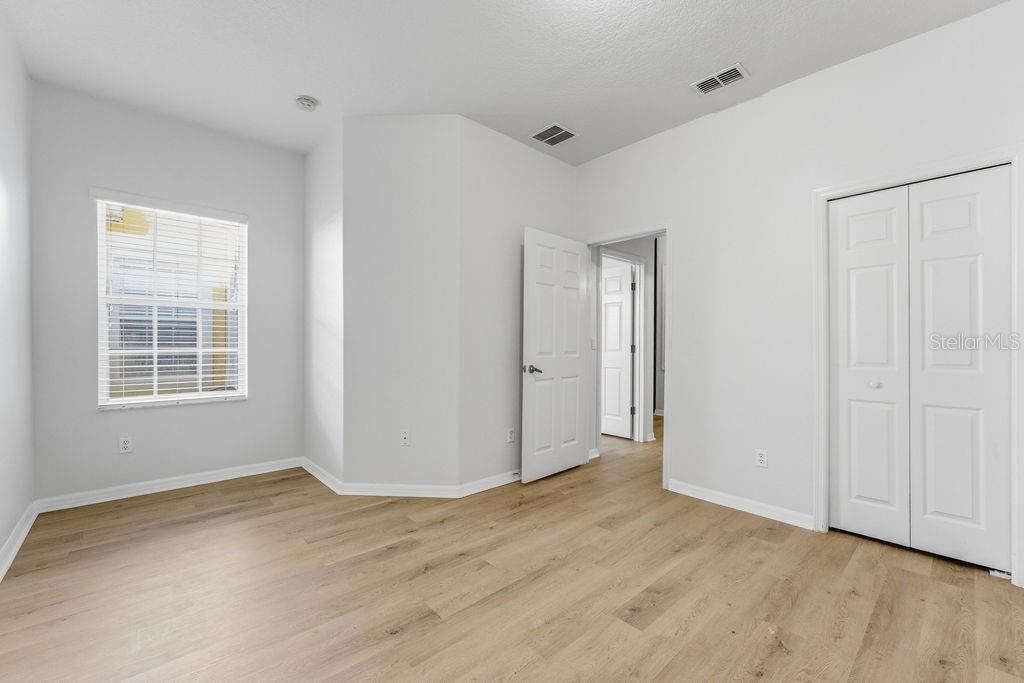 Image 24 of 40 For 2795 Oakwater Drive 2795