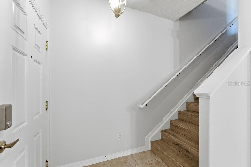 Image 5 of 40 For 2795 Oakwater Drive 2795