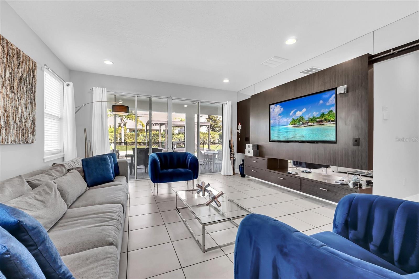 Image 18 of 67 For 7607 Mackinaw Lane