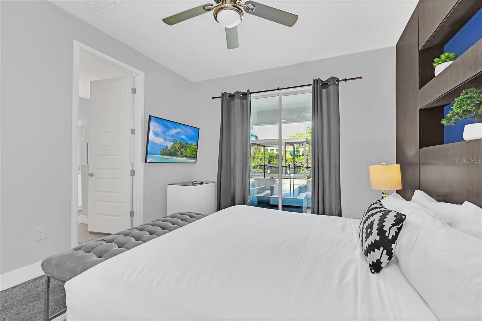 Image 25 of 67 For 7607 Mackinaw Lane