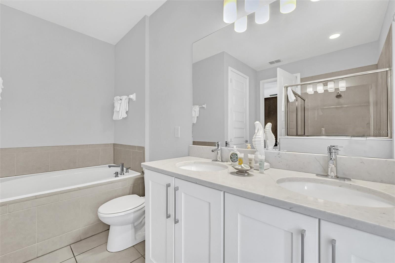 Image 26 of 67 For 7607 Mackinaw Lane