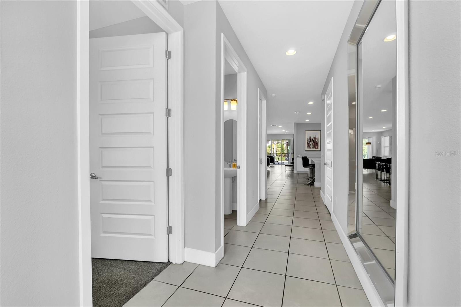 Image 4 of 67 For 7607 Mackinaw Lane