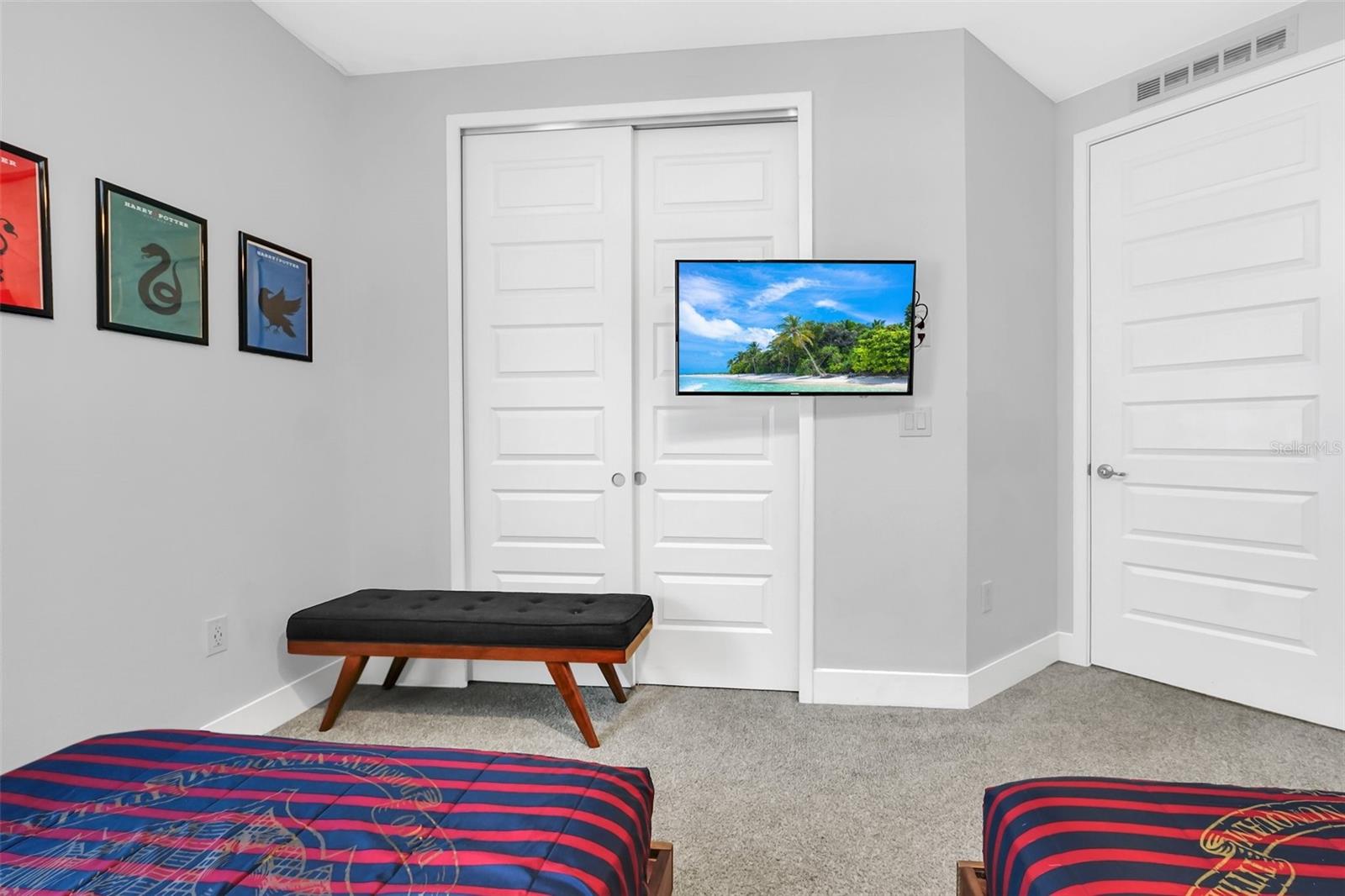 Image 40 of 67 For 7607 Mackinaw Lane