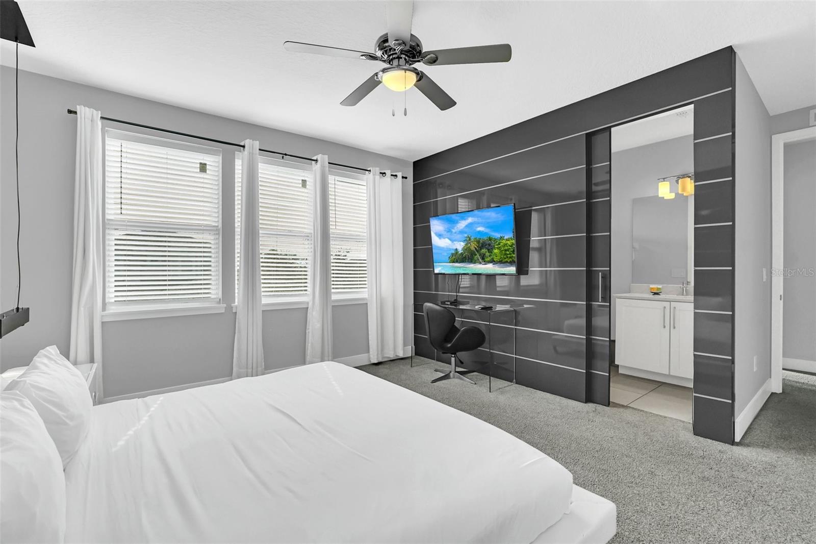 Image 46 of 67 For 7607 Mackinaw Lane