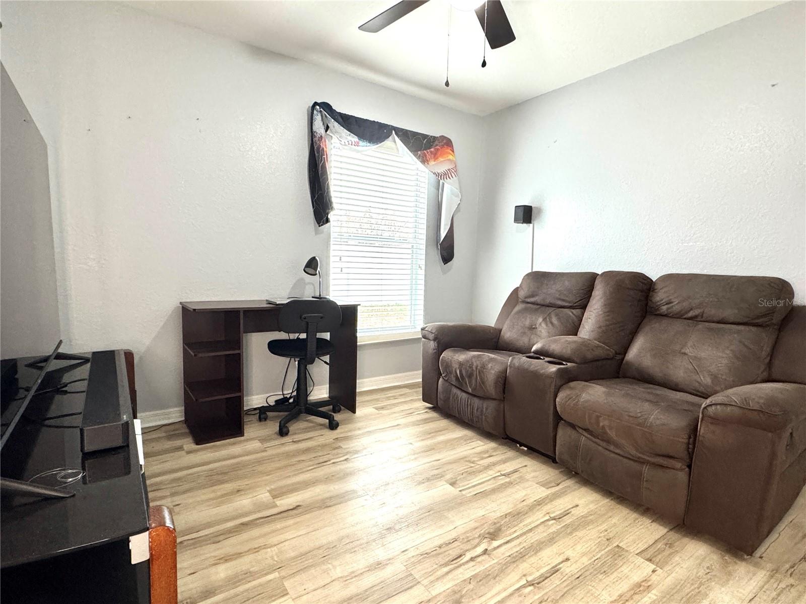 Image 14 of 23 For 248 Chicago Avenue W