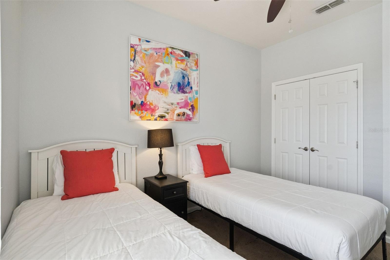 Image 27 of 52 For 4973 Pall Mall Street W