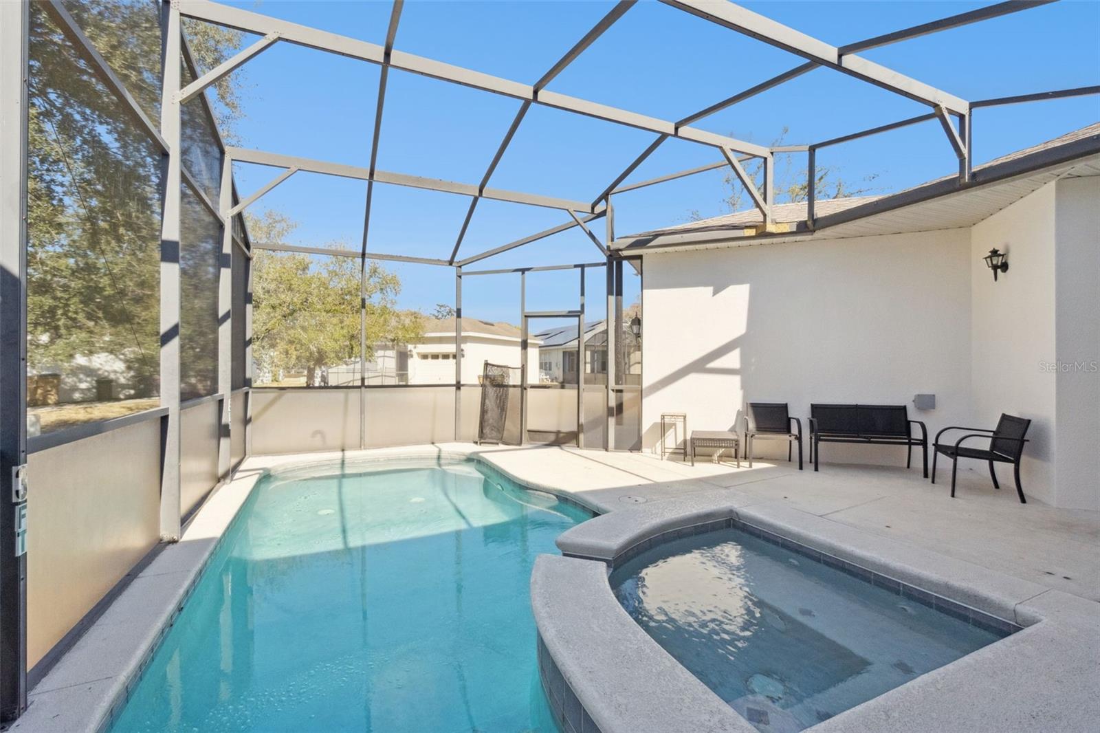 Image 36 of 52 For 4973 Pall Mall Street W