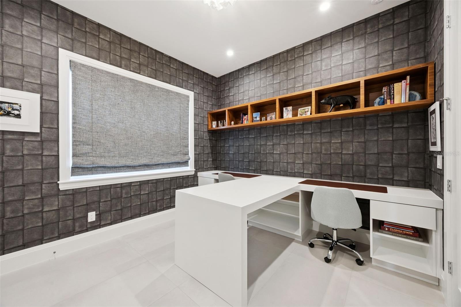 Image 13 of 33 For 1414 Westmoreland Drive