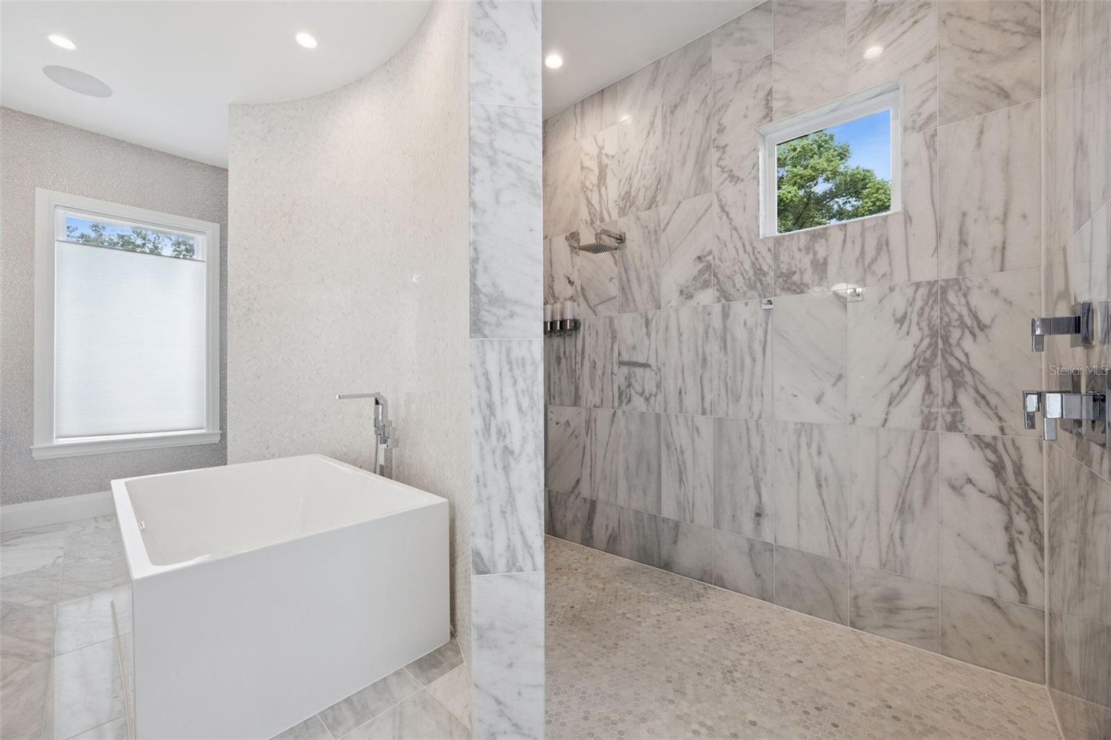 Image 17 of 33 For 1414 Westmoreland Drive